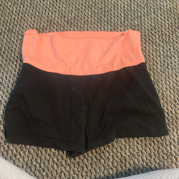 Shorts - Picture 1 of 1